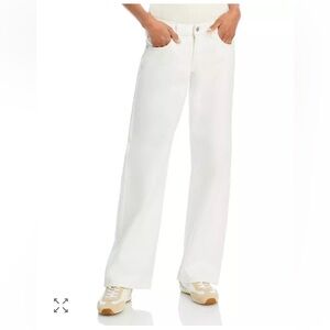 Levi’s Low Loose Wide Jeans in White
